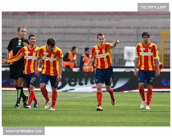 AC米兰豪华战舰出击！莱切面临严峻考验。